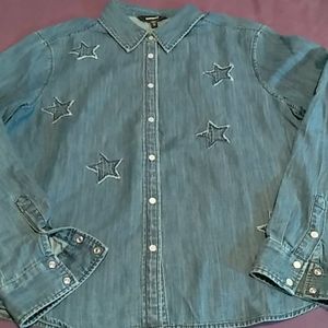 Express button dwn denim shirt size M